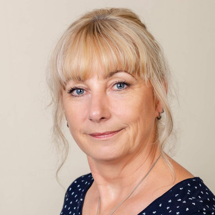 Kathrin Groth Kathrin Groth